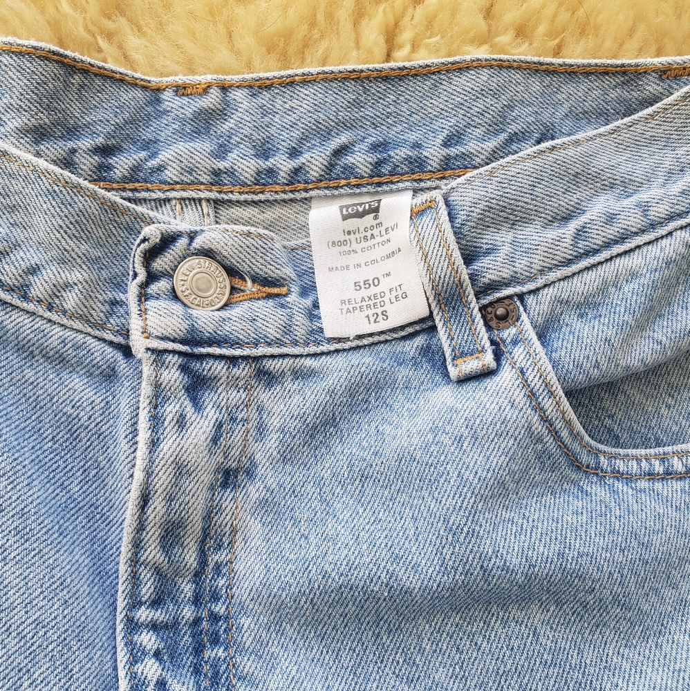 Vintage 550 High Rise Mom Jeans - Picture 4 of 8